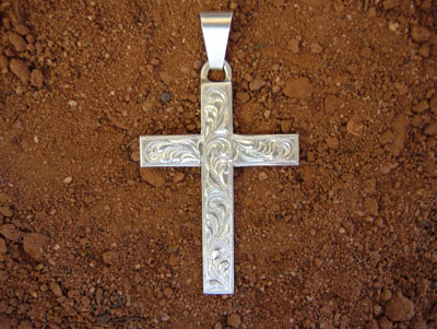 silver necklace cross